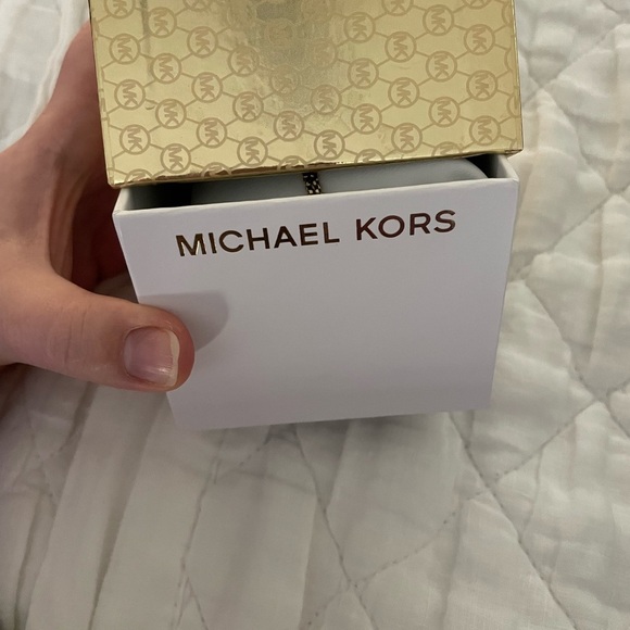 Michael Kors Gold Bracelet - Picture 8 of 9